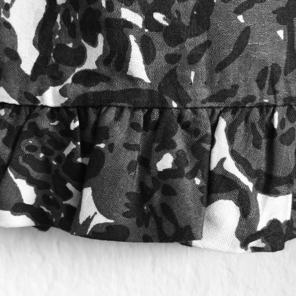 Anthropologie Odille Grey Floral Skirt - Picture 4 of 5